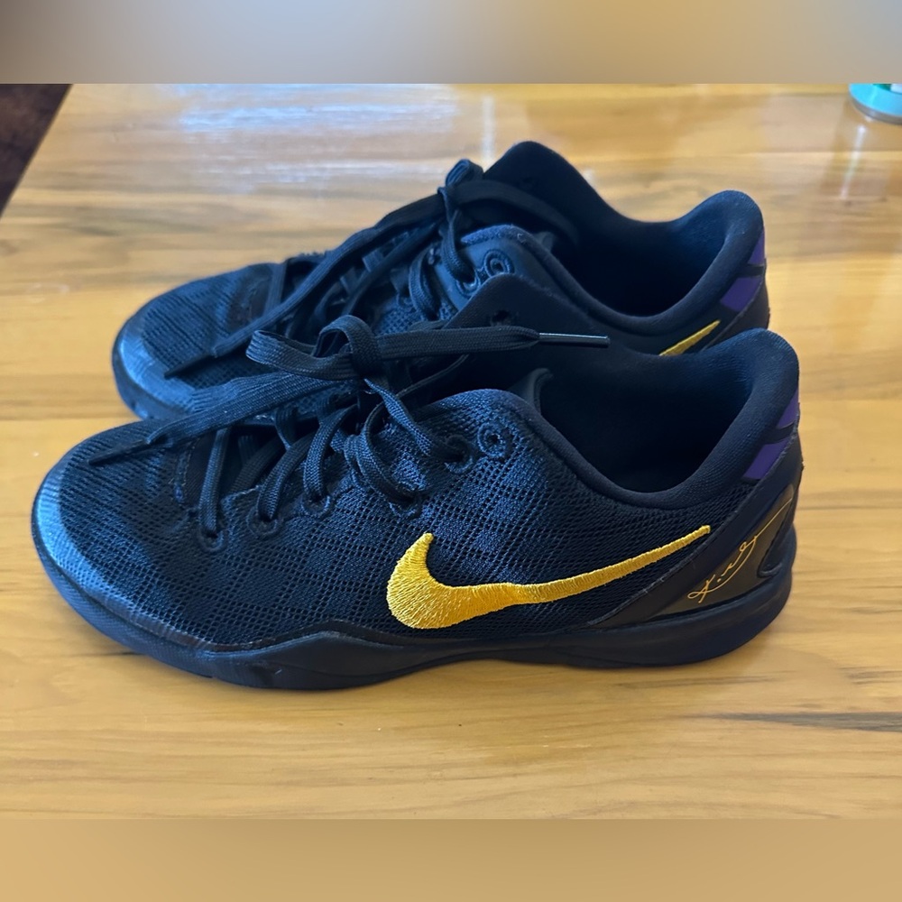 Kobe Youth Basketball sneakers. Youth size 2.